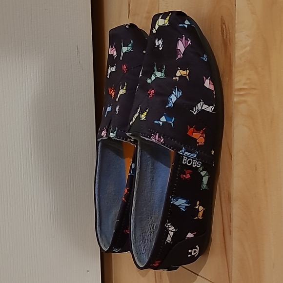 BOBS from Skechers Shoes - 2/$20 Women's size 6 BOBS from Sketchers